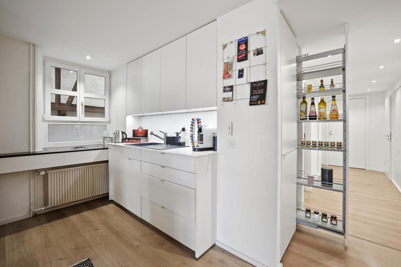 Neu I Einzigartige I Terrasse Am Rhein I Netflix I Apple Tv Apartment *